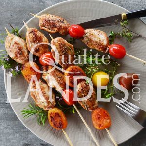 Recette de Brochettes de filets de Cailles Fermières des Landes aux abricots et tomates cerises