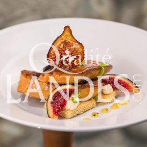 Recette de Foie gras de Canard Fermier des Landes poêlé aux figues, sablé et mousse au Floc de Gascogne
