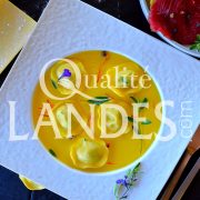 Recette de Raviolis de Bœuf de Chalosse, bouillon safran et sauge